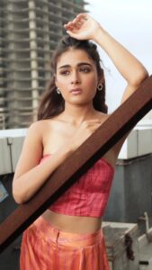 Shalini Pandey Instagram - I'm just too much sometimes 🧡
.
.
📷 @bharat_rawail 
Make up 💄: @makeupwali 
Hair 💇‍♀️: @hairbysurekhan
Styled by : @pallakhshah 
👗 @thesaikostudio