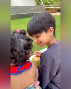 Shilpa Shetty Instagram - Having a younger sibling somehow makes the older one responsible, protective, mature, and even territorial (I would know!😅😋) I’ve had Rakhi brothers much later in life, but Samisha is lucky to have a real one. To see these visuals just makes my heart melt 😍❤️🧿 Priceless!! Happy Brother’s Day ❤️ . . . . . #ViaanRajKundra #SamishaShettyKundra #siblings #BrothersDay #happiness #gratitude #blessed #family #famjam