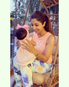Shilpa Shetty Instagram - Some things in life are a little more special than the others. The number ‘15’ has been added to that list now❤️! Our daughter, Samisha Shetty Kundra🧿, came into our lives on 15th Feb and she turns two months old today on 15th April. It’s also a very special and happy coincidence that we have become a family of 15 MILLION on @indiatiktok today, on the 15th of April😍🤩 So grateful for all the love & blessings that you have showered on my family and me over the years... humbled beyond words. Hope you continue to stand by us, rock solid, even in the years to come🙏🏻❤️🤗🧿🌈 ~ @rajkundra9 . . . . . #20DaysOfGratefulness #Day19 #SamishaShettyKundra #happiness #gratitude #blessed #grateful #daughter #15Million #TikTokIndia