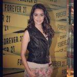 Shraddha Kapoor Instagram - Loving my new biker jacket #forever21 #mumbai