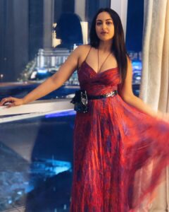 Sonakshi Sinha Instagram - When playing dress up was an everyday thing! Styled by @mohitrai and @miloni_s91 in @saakshakinni ❤️