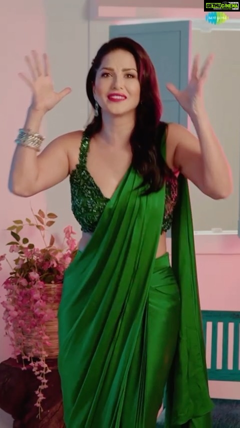 Sunny Leone Porn In Green Sari - Sunny Leone Instagram - Hola! It's time to announce the next 5 finalists  for #ReelyFamous contest. Please check out if you are the lucky one for  your handles below ðŸ˜ @arindamsmusic @simi_jariwala @