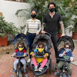 Sunny Leone Instagram - A new era! So sad that my kids have to now live like this but it’s necessary. 
Training toddlers to wear a mask Day 1... @dirrty99 and Nathalina team family effort!