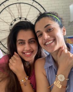 Taapsee Pannu Instagram - Coz Raksha toh hum bhi ek doosre ki karte hi hai. 
#HappyRakshabandhan 
P.S- @evaniapannu Ki rakhi is making up for her absence ❤️