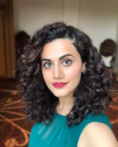 Taapsee Pannu Instagram - Being Naina Sethi.
This picture I clicked while we were shooting for the interval sequence of Badla. First day of shooting with the fierce Amrita Singh. I don’t know if it’s the Sardarni in me or the no holds barred way of life that connected us n it’s so cool to see her so excited n nervous to approach her scenes like a debutant wanting to do her best n listening to the director with the intention to do her best. One of the rare actors who has a very nonchalant depth in her performance. I would’ve loved to click a picture with her that day but she was too busy rehearsing her ‘bhaari’ lines while I didn’t have much to say in the scene and I didn’t want to disturb her💁🏻‍♀️ 
#Throwback #Archive #QuarantinePost