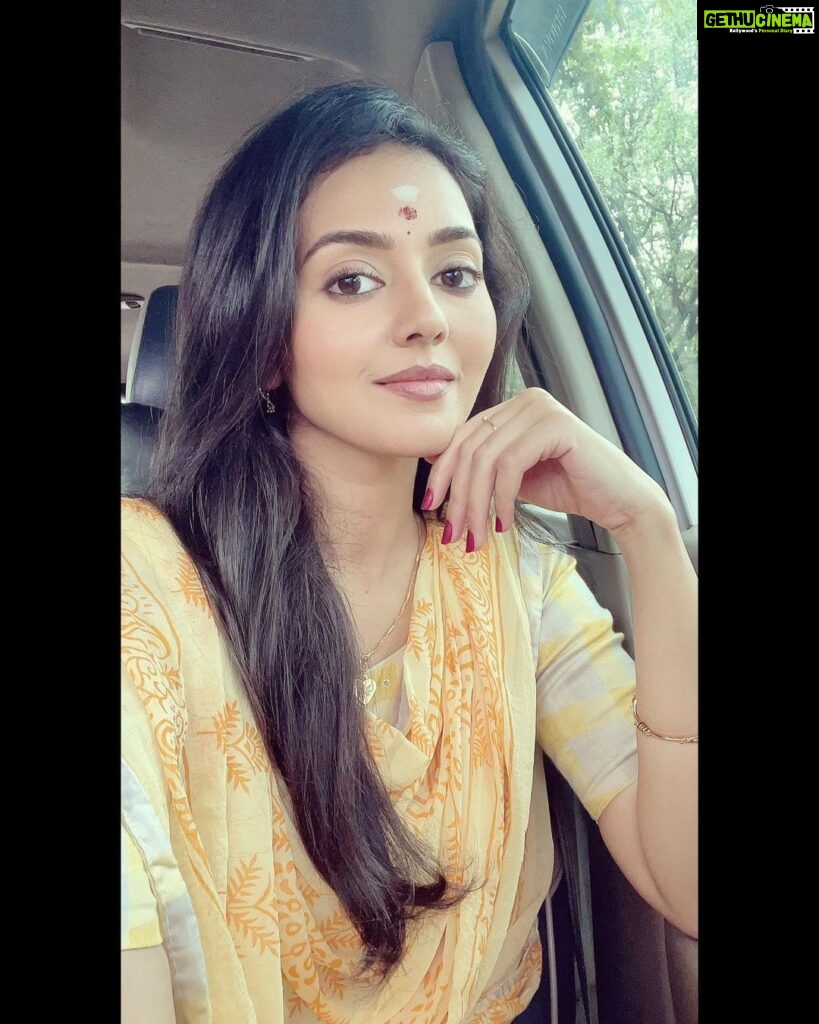 Actress Vidhya Instagram Photos and Posts - December 2021 - Gethu Cinema