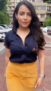 Aanchal Munjal Instagram - Behka hai mann kahin ..
Kahan jaanti nahi .. 💙