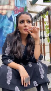Aanchal Munjal Instagram - ⚠️ I do not practice smoking in my real life and neither do I promote it in any way. This is purely for characterisation.✌🏻