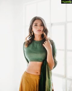 Aathmika Instagram - Vibes are calling 🦚

#aathmihearts