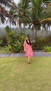 Ahana Kumar Instagram - Hello 🐷

#JaaneMeriJaaneman
#Bachpan 😋
