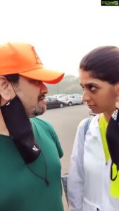 Aishwarya Sakhuja Instagram - Issey kharab joke maar ke dikhao #instareels #instajokes #instagramcomedy #instacomic #reelsinstagram #reelsofindia #reelkarofeelkaro #reelsvideo #reels #pj #badjokes #wordplay #roash #husbandandwife #wife #wifelove