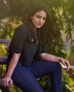 Aksha Pardasany Instagram - ☘️

📸 @siddhalbe