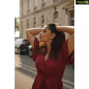Anisha Victor Instagram - 🍂🍁🍂
📷 @sudopicia 
#portrait #photography #autumn #Mumbai #Sobo #Southbombay #india