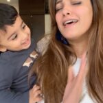 Anita Hassanandani Instagram - Give me your card 💳 nai toh bye @rohitreddygoa