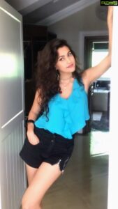 Anjali Lavania Instagram - Have you ever had a dream or a spiritual experience that felt so real that it gave you that extra boost of energy you needed to go on. 🧚🏻‍♀️ 

This is one of my fav songs that always spoke volumes to me -  from the master guitarist Jimi Hendrix.

“Angel came down from heaven yesterday
She stayed with me just long enough to rescue me
And she told me a story yesterday
About the sweet love between the moon and the deep blue sea
And then she spread her wings high over me
She said she's gonna come back tomorrow
And I said "Fly on my sweet angel
Fly on through the sky
Fly on my sweet angel
Tomorrow I'm gonna be by your side"
Sure enough this morning came on to me
Silver wings silhouetted against the child's sunrise
And my angel she said unto me
"Today is the day for you to rise
Take my hand, you're gonna be my man
You're gonna rise"
And then she took me high over yonder
And I said "Fly on my sweet angel
Fly on through the sky
Fly on my sweet angel
Forever I will be by your side"

😇🙏

#jimihendrix #angel #anjalilavania #dreaming #angelsamongus