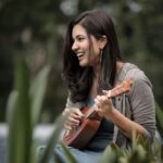 Anju Kurian Instagram - Change your world with four strings 🎶🍃. #ukeleleseries #musicconnects #dailypost #instapic #lostinnature #goodvibes #ukeleletime #justories #anjukurian #travelgram #musiclover #postoftheday📷 #xoxo 📸- @abi_fine_shooters 👗- @lis.j90 Wayanad,Kerela