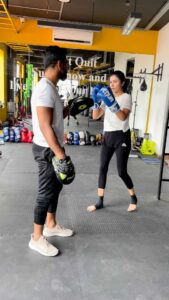 Anju Kurian Instagram - ⚠️⚠️⚠️
Throwback to my 1st day kick boxing class with @jophiel_l 
😂🤫😰🙈.

#ohno #reelsinstagram #reelitfeelit #reels #instagramers