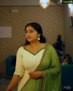 Anu Sithara Instagram - @vishnuprasadsignature 
@asaniya_nazrin