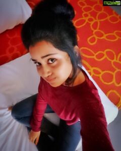 Anupama Parameswaran Instagram - Orange 💘 #homesick me 😢