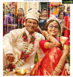 Anupama Parameswaran Instagram - Apppu sir ♥️ Shruthi is always gonna miss her Gagan ….. 
But Anupama is gonnna miss one of the most dedicated , loving , humble and the kindest human being in the world … how can we forget ur smile apppu sir…. How can I not get your warm hug any more sir……..Heart breaking indeed…
Deeply devastated…. still struggling to accept this …..
Love  u sooo sooo sooo soooooo much
Apppu sir … 
Prayers and a lot of strength to your family and dear ones ….
Always an Appu fan 💔