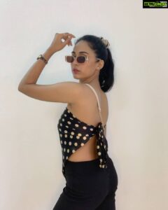 Aparna Vinod Instagram - It's been a while since I posted a pic of me but I still am cute just wanted to keep you updated

#scarftop #bandana #vaiga #aparnavinod
#aparna #vaigascarf #polkadots #urbanic #urbanichaul #urbanicindia #urbanicsquad