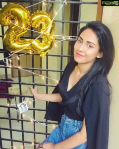 Aparna Vinod Instagram - So many people, so many wishes , I feel so blessed to be loved by so many. 
Thankyou everyone for the birthday wishes