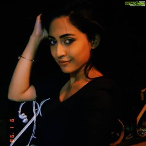 Aparna Vinod Instagram - Life isn't perfect, but your selfies can be 
#aparnavinod #aparna