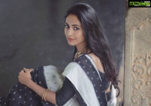 Aparna Vinod Instagram - PC:@abhijithsk.photography 
#trivandrum #photoshoot #aparna #aparnavinod