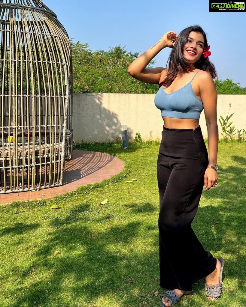 Actress Ashna Zaveri Instagram Photos and Posts December 2021 - Gethu ...