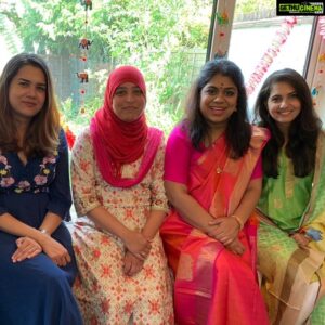 Ashwathy Warrier Instagram - Wishing you all a happy onam! Each year seems to bring new experiences and new people together. And this year was no different ✨  #happyonam #onam #malayali #UK #london #chennai #newplaces #celebration #experience #green #salwarkameez #indianattire #love