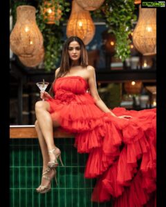 Asmita Sood Instagram - 🍸
.
.
.
.
Clicked : @super_devang 
MUA : @makeup_by_nainaa 
Hair : @little_hair_poetry 
Outfit : @labeld 
Creative and production : @pixelspace_studios ; @amanlakhani 
Location : @cafepanamamumbai 
#ootd #shootdiaries #asmitasood #asmitten