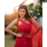 Athulya Ravi Instagram - Be patient with yourself ❤️❤️ #bepatientwithyourself #patience #love #red ❤️ M&H @arupre_makeup_artist Akka 😍 Red saree and blouse by @kiaraa_couture ❤️ Clicked by @pk_views ❤️ Thank you for guiding me @drashaqueen @complete_cosmetic_care ❤️