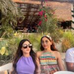 Banita Sandhu Instagram - bitches on beaches 🕺🏽 Nammos Dubai
