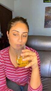 Bhanushree Mehra Instagram - The last piece of food that everyone liked ! 😅
.
.
.
.
.
.
.
.
#funnyvideos #ohnoohno #random #trendingreels #favourtiefood #lastpiece #whogetsitfirst #bhanushree