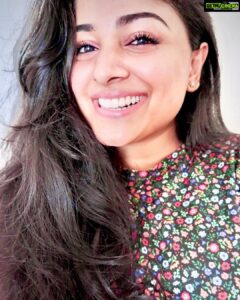 Chandini Sreedharan Instagram - Smile Through It All 🤍🧿