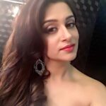 Dipika Kakar Instagram - Give this world some good energy, with your happy soul! 💕 #FeelingPositive #FridayFunday