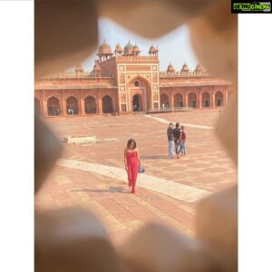 Disha Pandey Instagram - #tajmahal 
#fataipurshikri 
#india