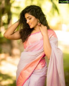 Eesha Rebba Instagram - 🌸 . Costumes - @ivalinmabia Photographer - @camerasenthil Makeup - @anjusartistry Shoot organized by @rrajeshananda