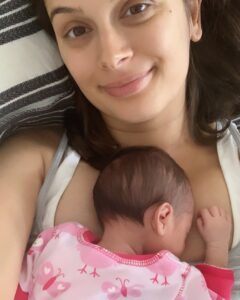Evelyn Sharma Instagram - Who needs sleep when they could cuddle instead 🥰