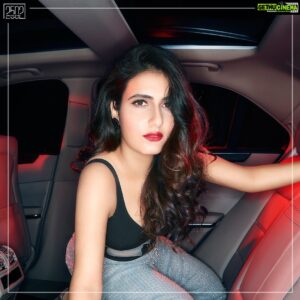 Fatima Sana Shaikh Instagram - Who is falling in love? Totally obsessing over this new shade Ishaqbaaz by  @25o2official.

A shade with a slight pink undertone can be your go-to date night make up essential.

Get your favourites only at www.25o2.in

#makeup #beauty #wakeupandmakeup #25o2official #25o2Beauty #makeuplover #instamakeup #newlaunchalert  #newlaunch #newrelease #beautyessentials #mattermoments #Masakali #Nazakat #Junoon #Ishaqbaaz #Sherni #Badtameezi #Patakha #HaveBeautyYourWay

Photographer - @abhishekmasurkar
Makeup and Hair - @makeupbypompy
Stylist - @Akshitas11
Assisted by - @khushi46
Outfit : @officialeshasethithirani
