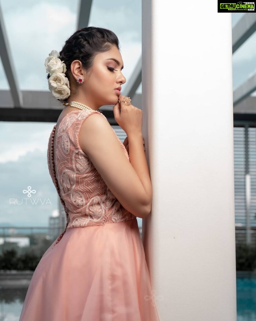 Actress Gayathri Suresh Instagram Photos And Posts December 2020 Gethu Cinema 