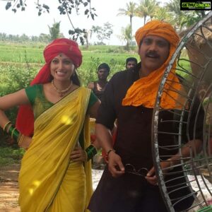 Hamsa Nandini Instagram - To the sweetest, most genuine, co-star and human being ever, wishing you a very Happy Birthday Nag sir!
.
Throwback from one of my all time favourite films,  #soggadechinninayana . 

.
#swanstories