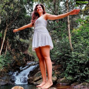 Hamsa Nandini Instagram - What you think, you become!
.
#internationalyogaday #swanstories