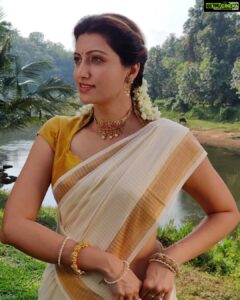 Hamsa Nandini Instagram - Another year and am sending out the exact same message. Stay safe people. The second wave is ferocious. Urge you all to be extra precautions this time 🙏. Hoping this new year brings us all good health. Happy Gudi Padwa and Ugadi.
.
#swanstories