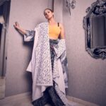 Huma Qureshi Instagram - Yes, this was yesterday 💎 @two.twostudio @lakmefashionwk @anvitasharma @ajayvrao721 @akshatahonawar @tina_motwani #showstopper #ramp #lakme #agenderclothing #vibe #yellow