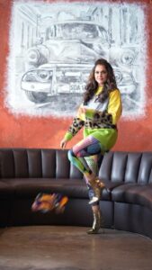 Isha Koppikar Instagram - Making my Friday’s more fashionable and fun 😍

Shot by  @shreepadgaonkar 

Make up by @cheragsmagicalmakeovers 

Hair by @shab_qureshi786 

Styled by @srishtimehtaofficial 

Managed by Dipali Joshi Thakkar @thefrizzymess 

Social Media managed by @thekhyatigandhi 

#ishakoppikarnarang #fashion #boldandbeautiful #stylish #feelitreelit #fashionreels #reelsinstagram #fashionista #looksoftheweek #fridayvibes #fashionstatement
