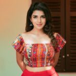 Iswarya Menon Instagram - One of my absolute favourites! 🍁 Love this series.. . @prachuprashanth photography @tamarachennai @thehideoutbistrochennai
