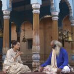 Kangana Ranaut Instagram - Kangana asks some intriguing questions to @sadhguru regarding the science behind religion and worship. The answers will amaze you! 😯 . . . . . . . #KanganaRanaut #sadhguru #ishafoundation