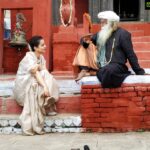 Kangana Ranaut Instagram - #KanganaRanaut & @sadhguru Ji captured during an interview at Kashi. This interview is much awaited specially after the recent Instagram Live where we witnessed Kangana's curiosity and efforts in making this planet a better place to live. Let's see what gets unraveled this time! Kashi Vishwanath Temple