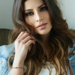 Karishma Kotak Instagram - “You had me at hello” @mrinmaiparab London, UK